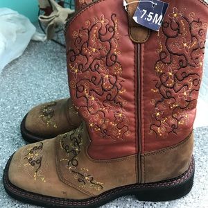 Square toed cowboy books from TN boot country